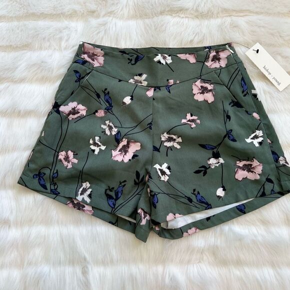 Bishop & Young NWT Ana Pocket Shorts (S) - Picture 1 of 9